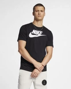 Nike Sportswear T-Shirt Größe M Farbe Weiß/schwarz