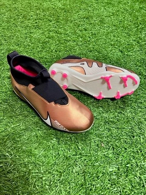 Nike JR Zoom Superfly 9 Academy FG/MG Schuhgröße EUR 36 Farbe Metallic Copper 3 Nike JR Zoom Superfly 9 Academy FG/MG Schuhgröße EUR 36 Farbe Metallic Copper
