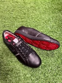 Lotto Hallenfußballschuh (R3165) Schuhgröße EUR 46 Farbe BLACK