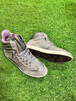 Lotto Damen Freizeitschuh (R3187) Schuhgröße EUR 38 Farbe Cement