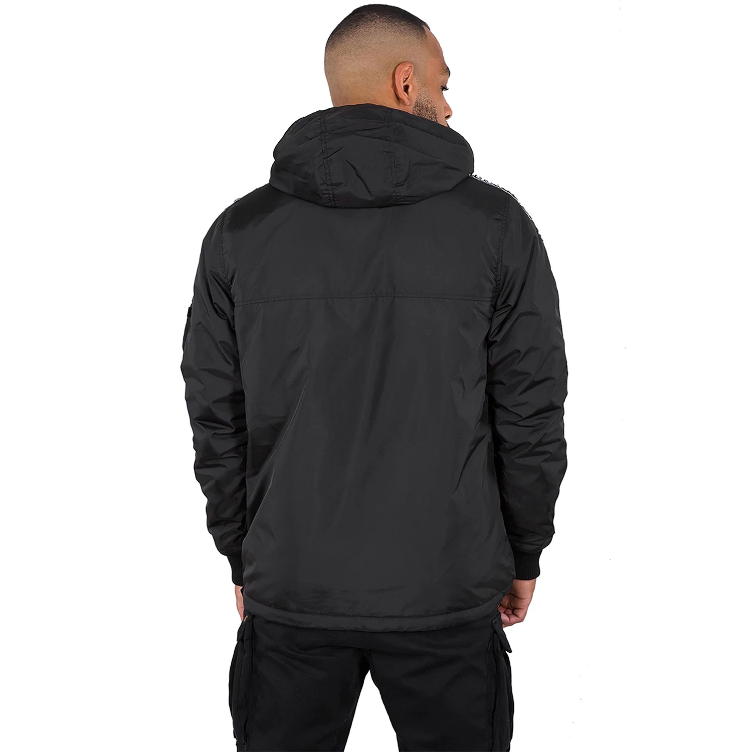 Alpha Industries AI Tape Anorak Herrenjacke Schwarz 198133/03 6 Alpha Industries AI Tape Anorak Herrenjacke Schwarz 198133/03 – Bild 4
