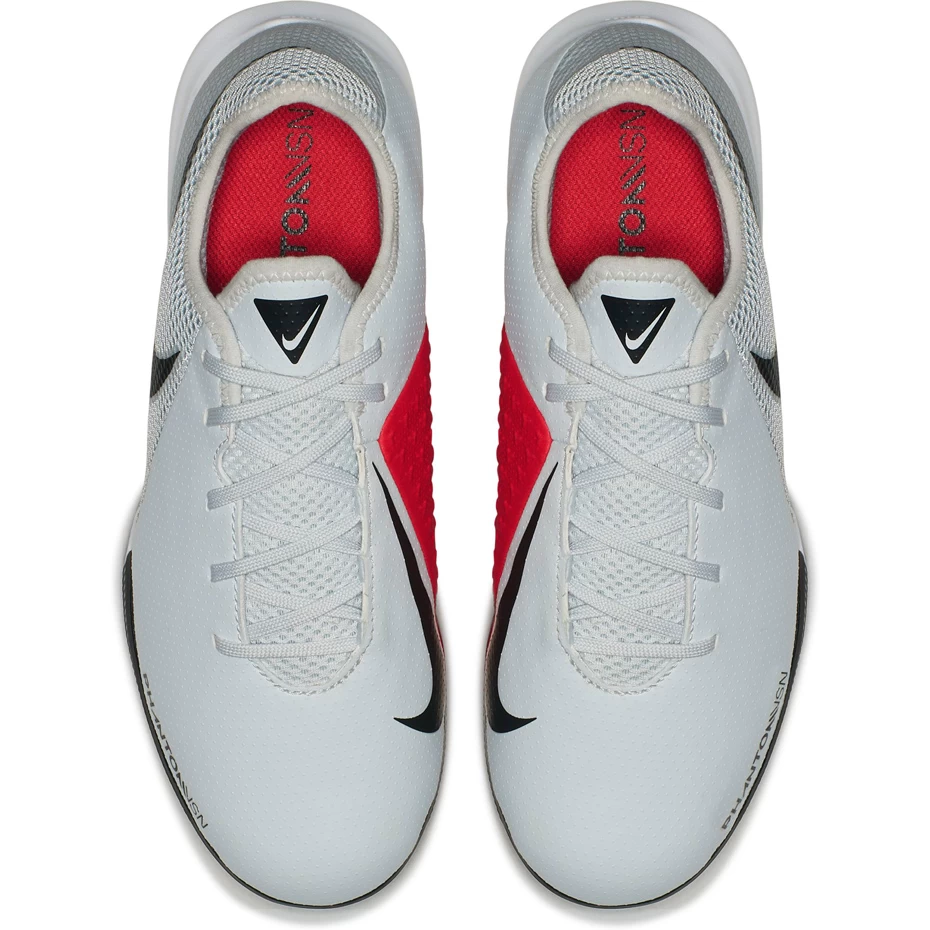 Nike JR Phantom VSN Academy IC Fußballschuhe Halle Grau Rot AR4345 060 7 Nike JR Phantom VSN Academy IC Fußballschuhe Halle Grau Rot AR4345 060 – Bild 5